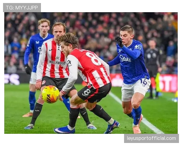 半场战报：狼队1-0领先埃弗顿，内托左路内切射门得分